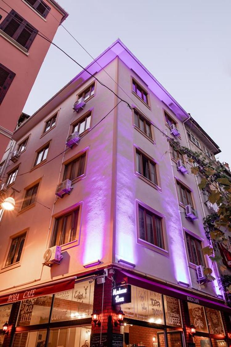 Madame Roza Hotel