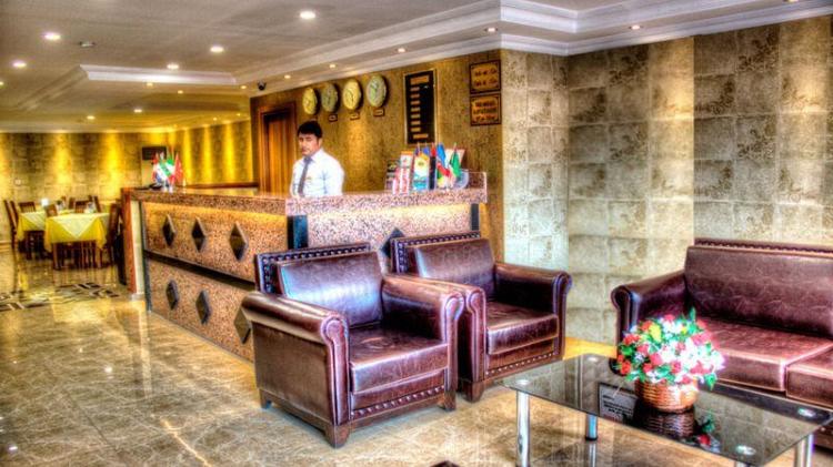 Hotel Real Life