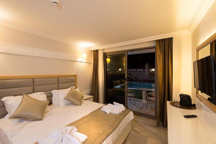 As Otel Çesme