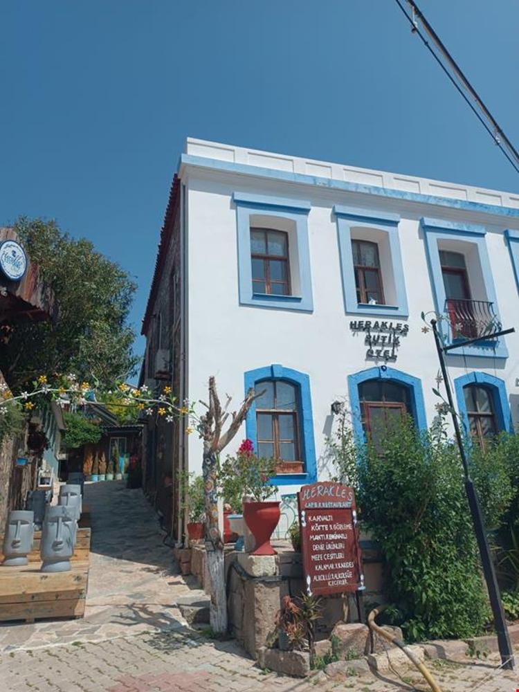 Herakles Otel