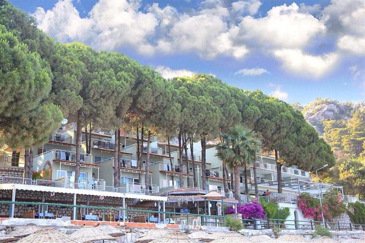 Pine Beach Turunç