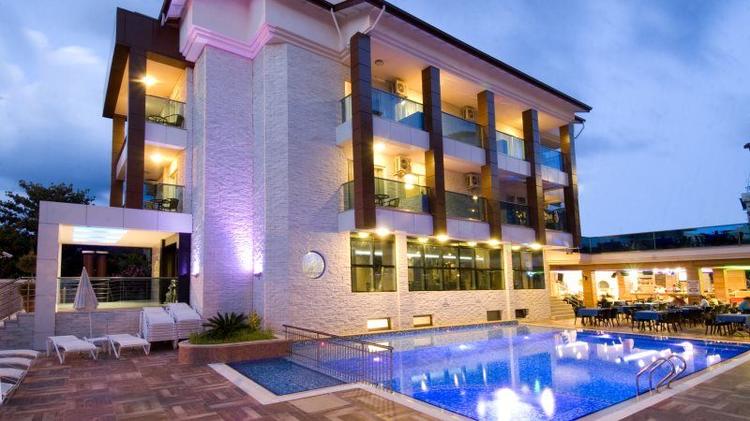 Supreme Hotel