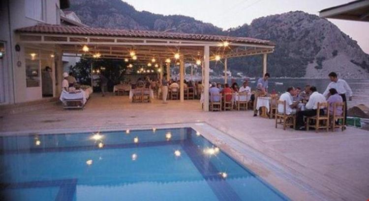 Zeybek Beach Hotel