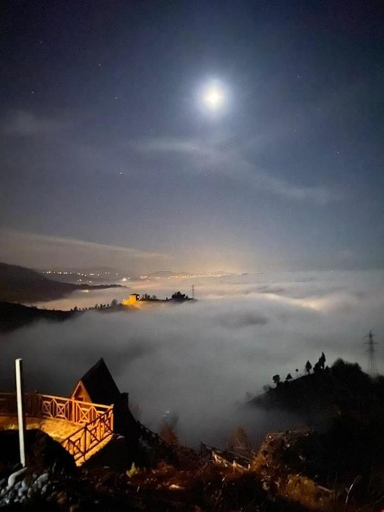 Madağ Bungalov