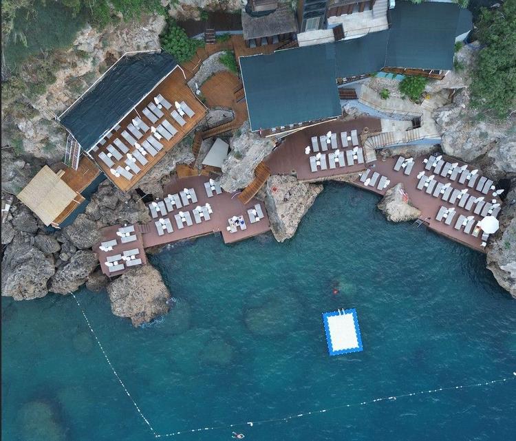 Perge Pine Green Adults Only 18+