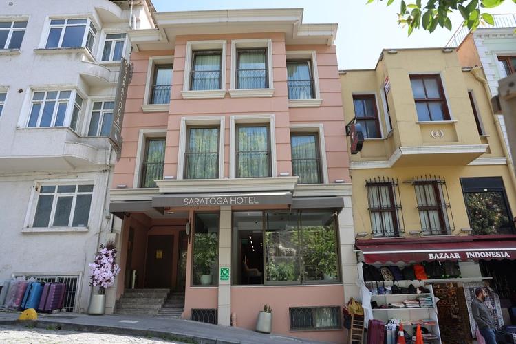 Saratoga Hotel