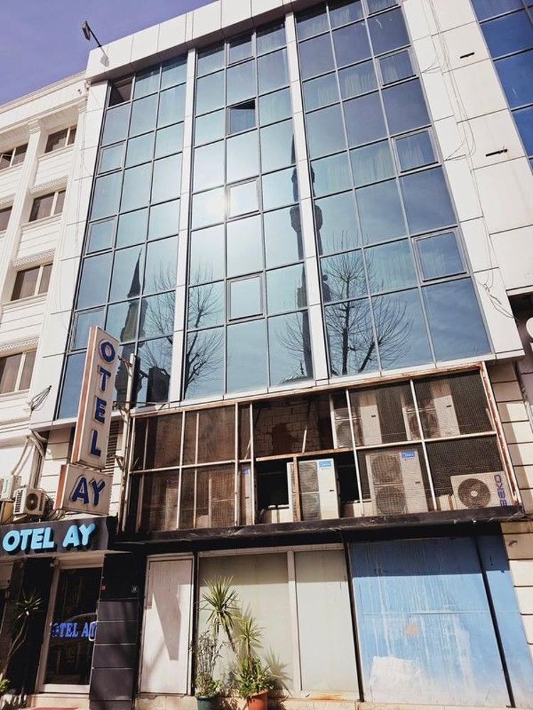 Otel Ay