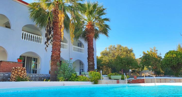 Dilek Ağacı Butik Otel