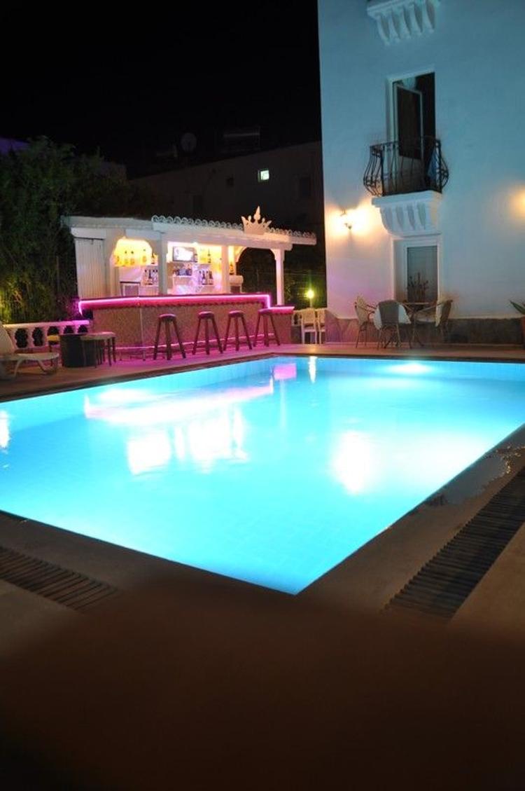 Zujja BY Hanbaba Otel