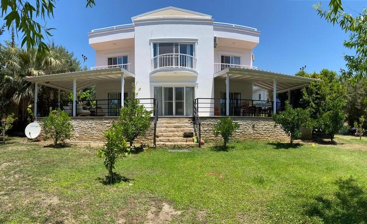 Mesudiye Villa White Apart