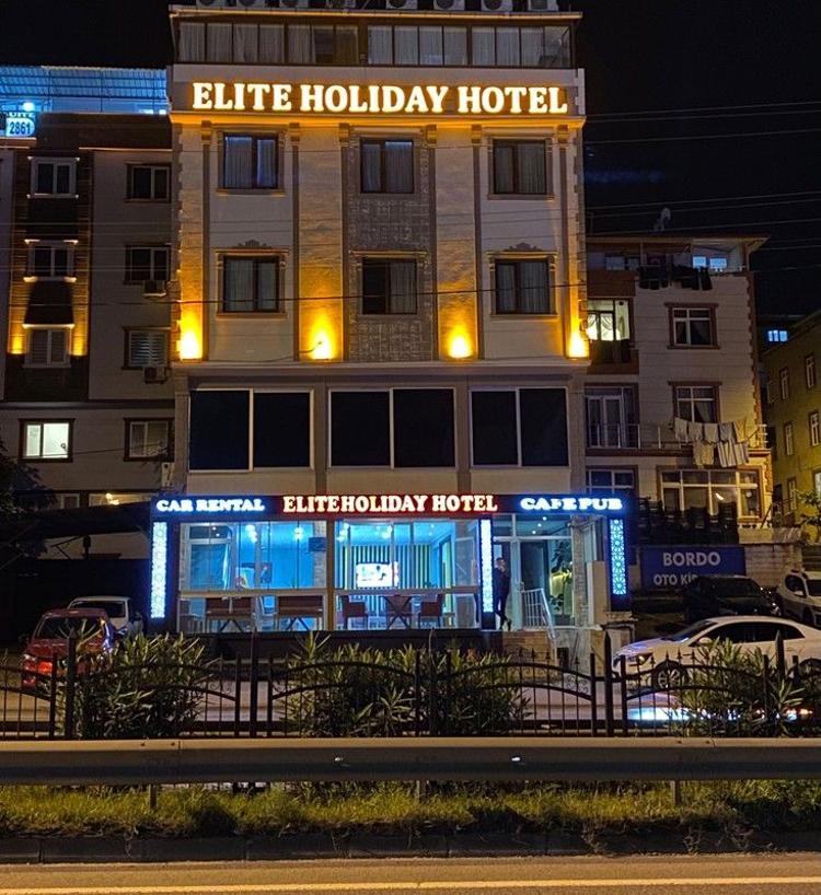 Elite Holiday