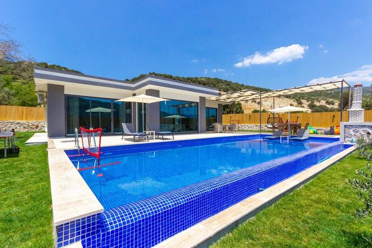 Villa İdil Sarıbelen 