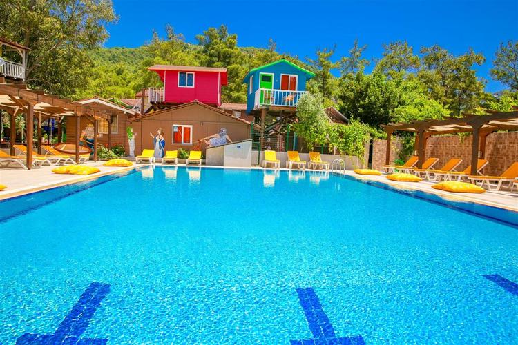 Salinas Wooden House