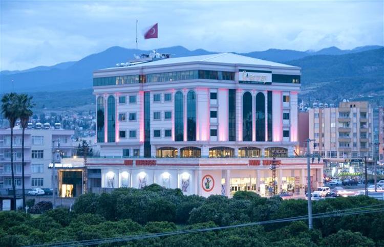 Fourway Hotel Spa & Restaurant