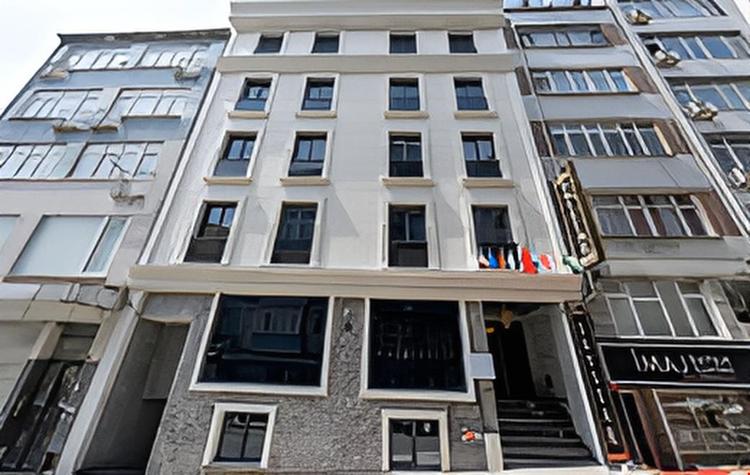 Skystar Deluxe Hotel