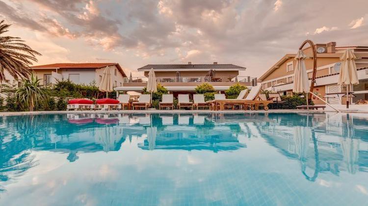 Villa Kore Çeşme Hotel