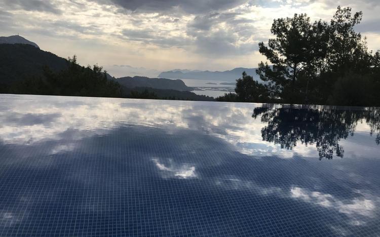 Villa Cennet Gökbel