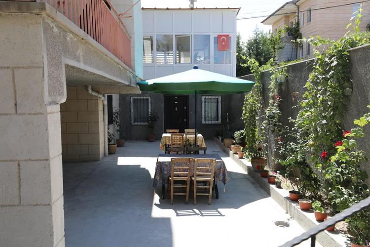 Akyol House