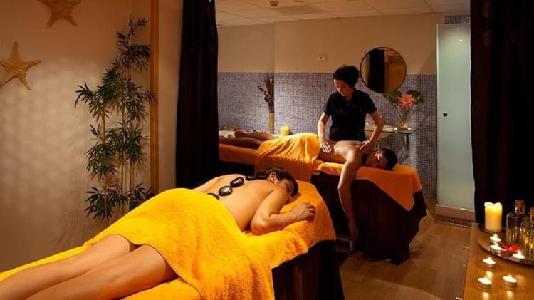 Paradise Park Fun Lifestyle Hotel