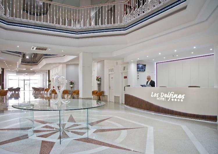 Delfines Hotel & Events