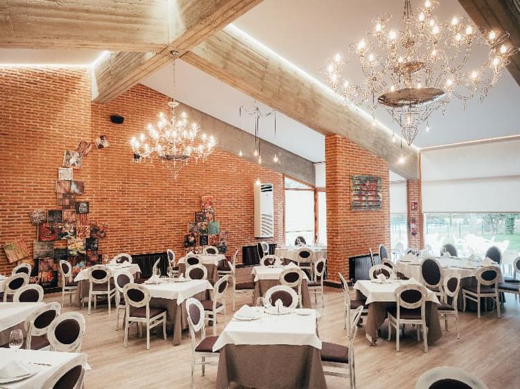 Hotel Restaurante El Montico