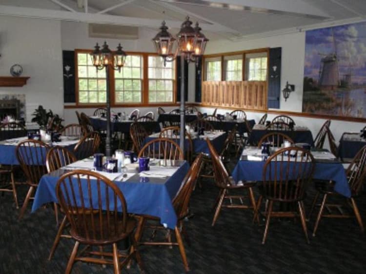 Grey Fox Inn & Resort