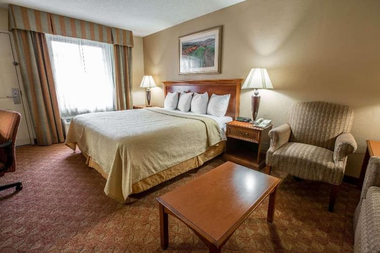 Quality Inn and Suites Hanes Mall