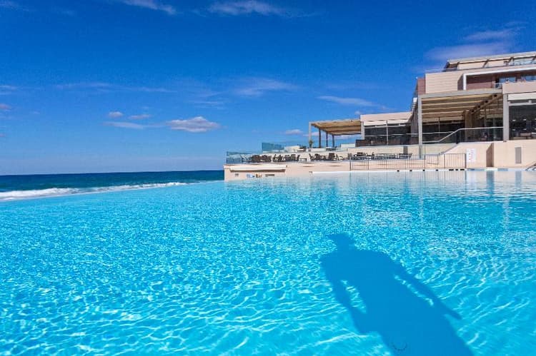 I Resort Beach Hotel and Spa
