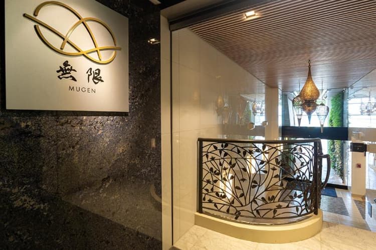 Espacio the Jewel of Waikiki