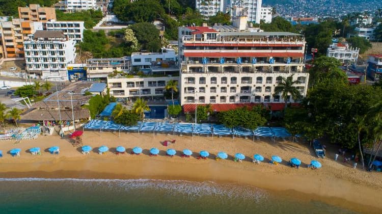 Acamar Beach Resort