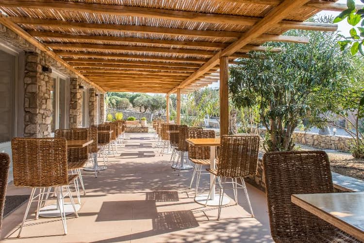 Vienoula's Garden Hotel