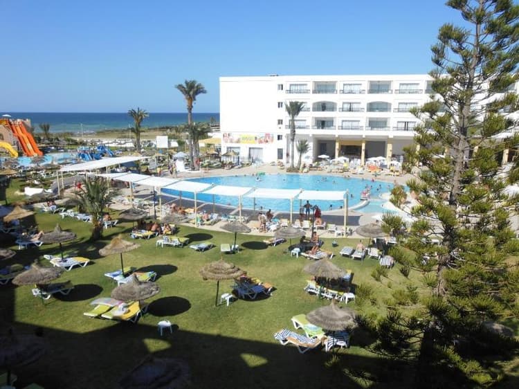 Le Soleil Bella Vista Resort