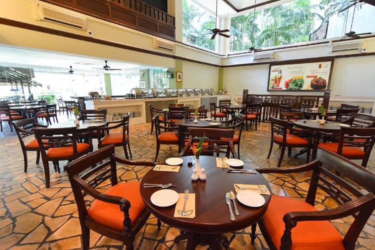 Philea Mines Beach Resort