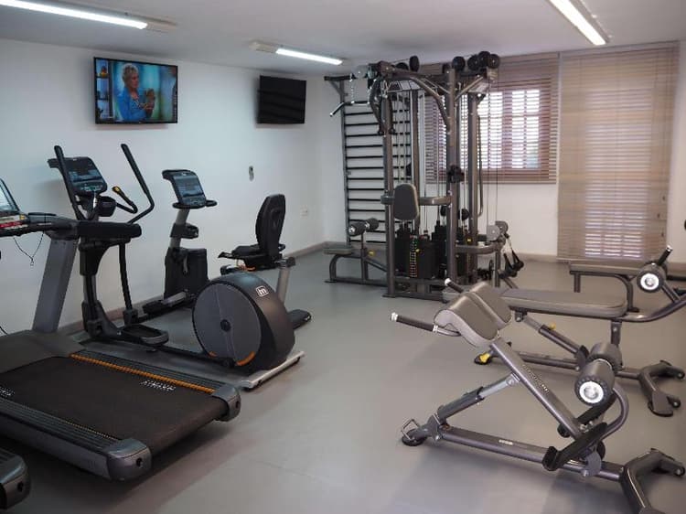 COOEE Kyknos Beach Hotel & Bungalows