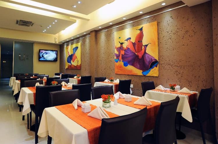 Urban Suites Recoleta Boutique Hotel