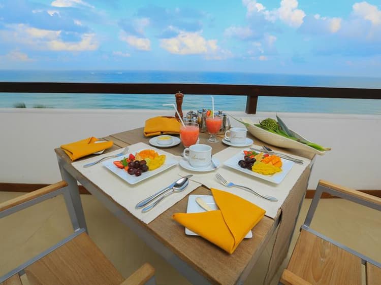 Pandanus Beach Resort & Spa