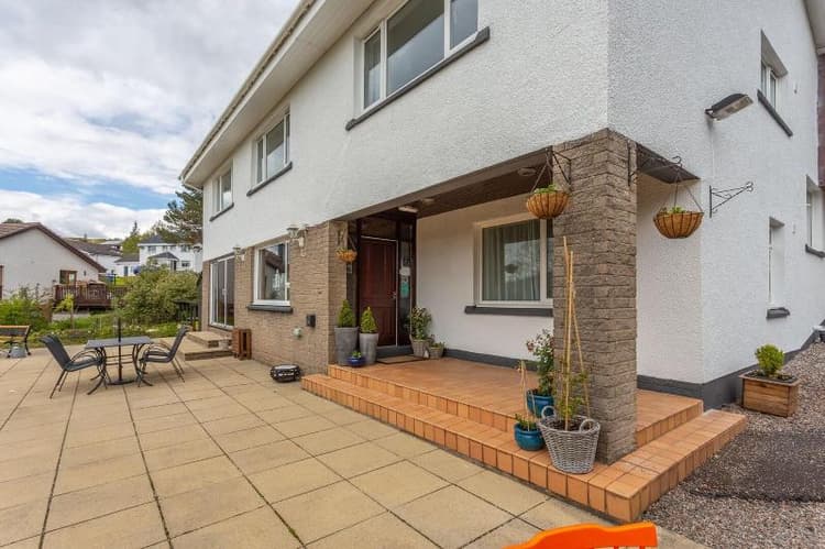 Braeburn Guest House