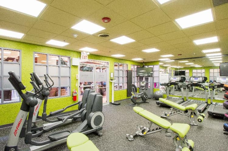 Holiday Inn & Suites Chicago North Shore Skokie