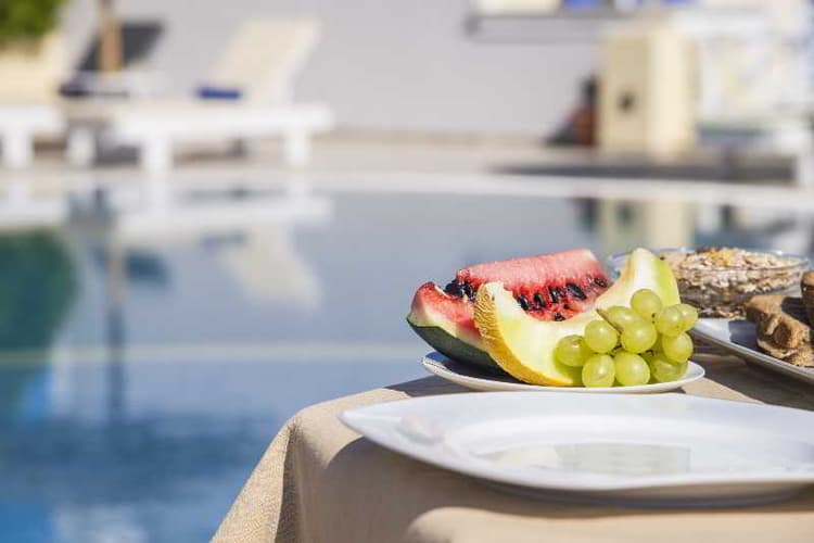 Bella Santorini