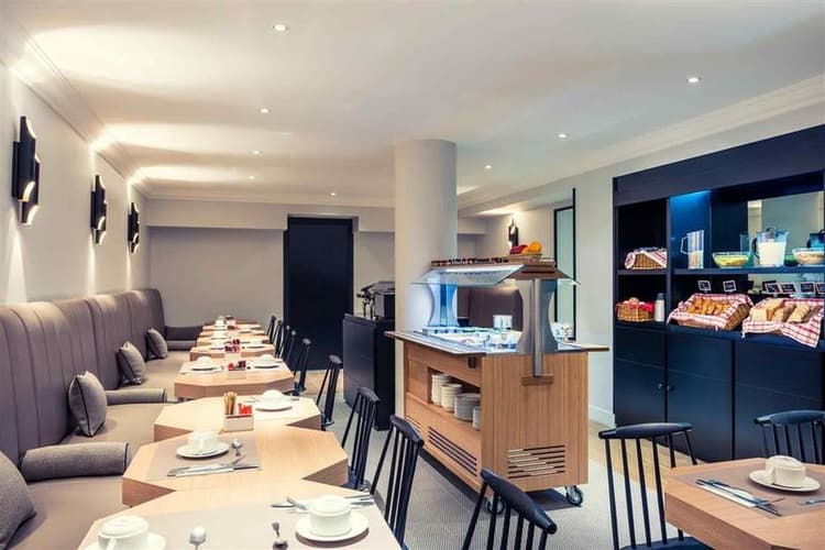 Mercure Paris Zafer Anıtı Wagram oteli