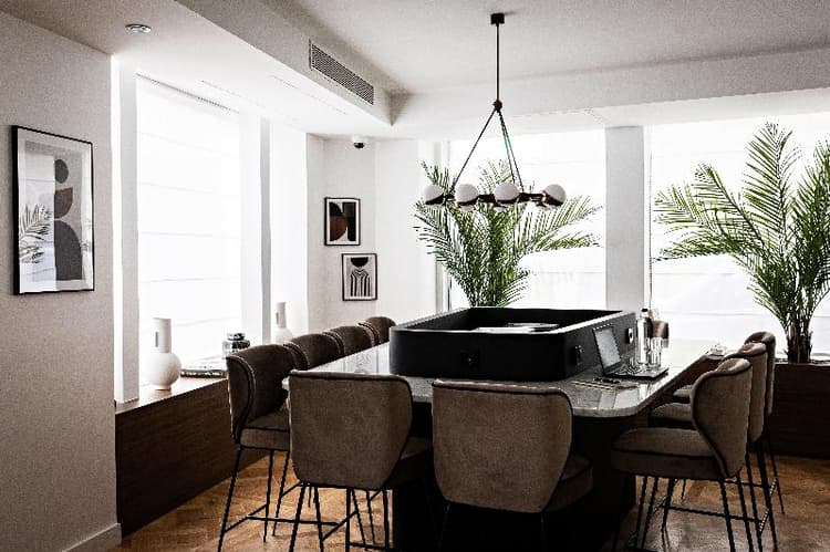 Holiday Inn Paris Palais de l'Elysee