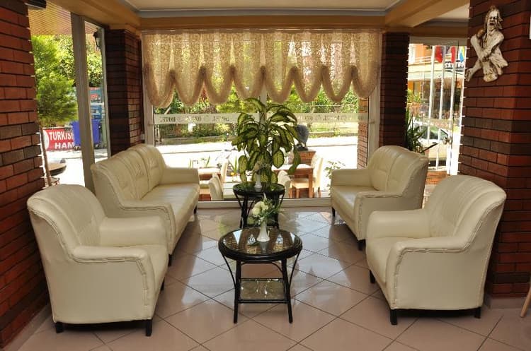 Miss Cleopatra Hotel