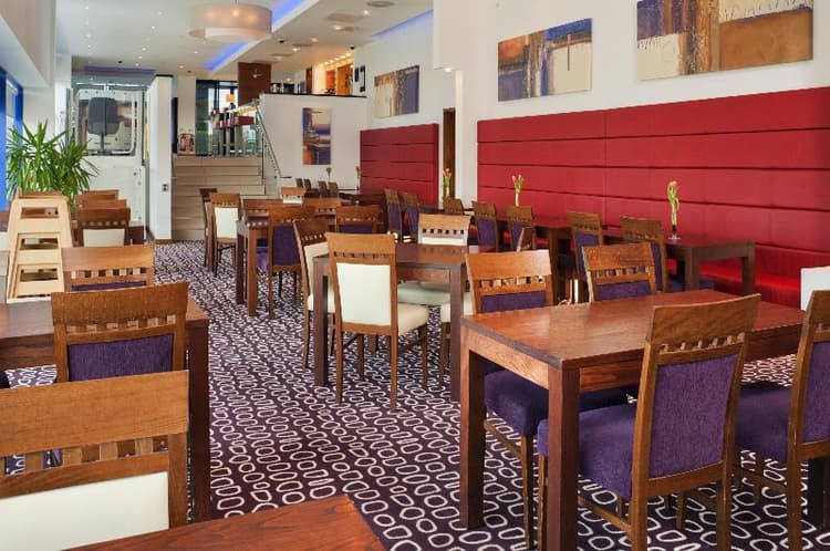 Holiday Inn Express London - Golders Green (A406)