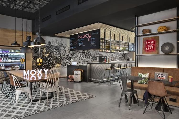 Moxy Lyon Airport