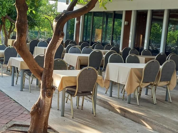 Omorfi Garden Resort