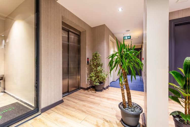 Lenora Airport Hotel