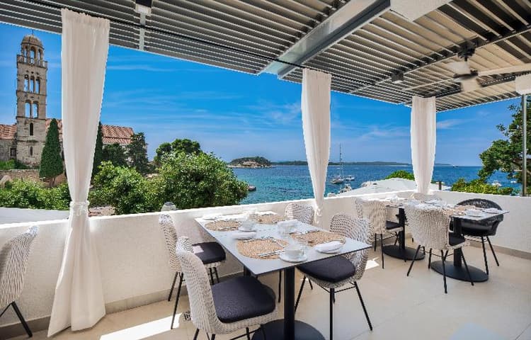 Beach Bay Hvar Hotel