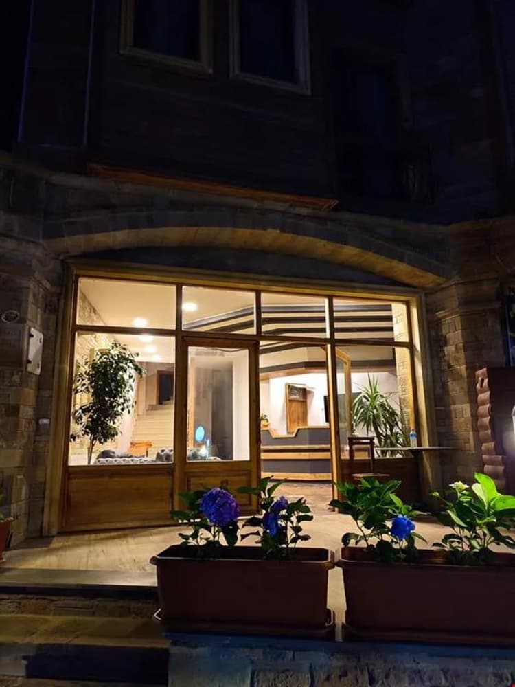 Imroz Adali's Butik Otel