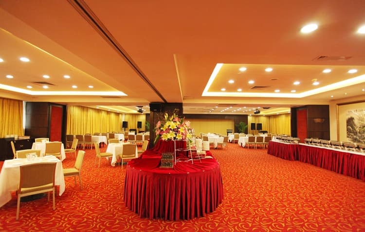 Landmark International Hotel