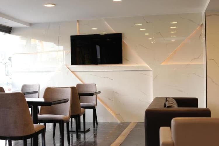 The Hera Platinum Hotel